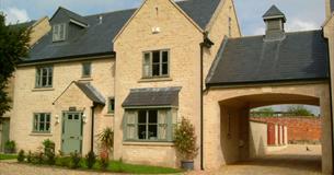 Arch House