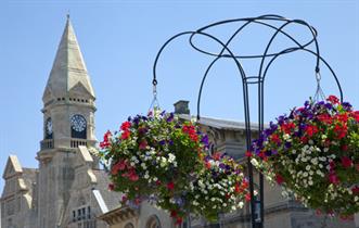 Trowbridge Town Hall (C) Chris Lock