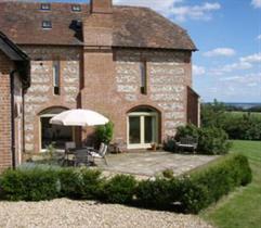 Lodge Farmhouse Bed & Breakfast