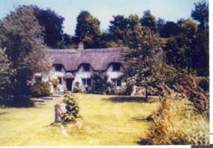 Cheney Thatch, 400 yr old thached cottage