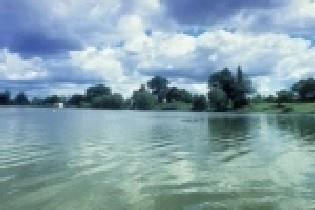 Lake at Coate Water Country Park