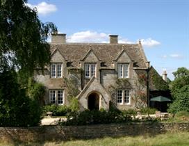 Cotswold Stone Farmhouse near Bath