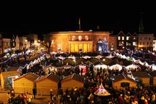 Salisbury Christmas Market (C) Simon Ward Photography
