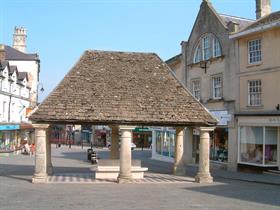 The Buttercross in the sunshine