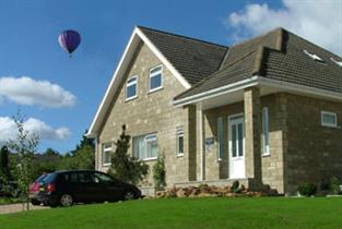 A very warm welcome to Mead Lodge in Corsham