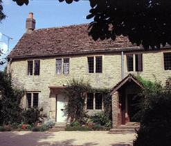 Deep in the Byboor Valley - Nut Tree Cottage.