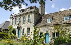 Thumbnail for Old Manor Hotel