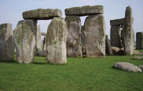 Thumbnail for Salisbury and Stonehenge Guided Tours