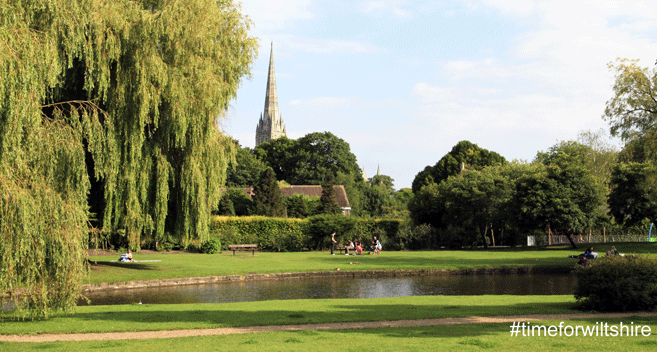 Queen Elizabeth Gardens Salisbury River