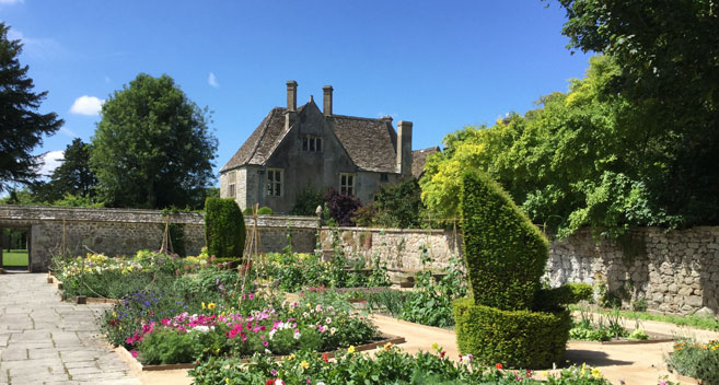 Avebury Manor Gardens