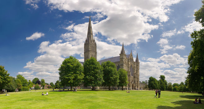 Salisbury Cathedral (C) Ash Mills
