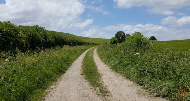 Footpaths near Amesbury