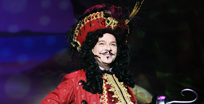 Adam Woodyatt/Captain Hook