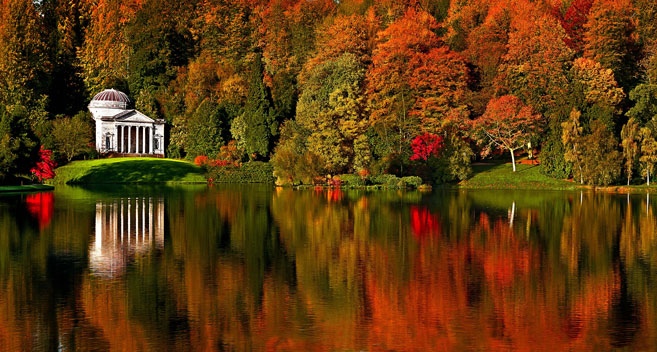 Stourhead in autumn