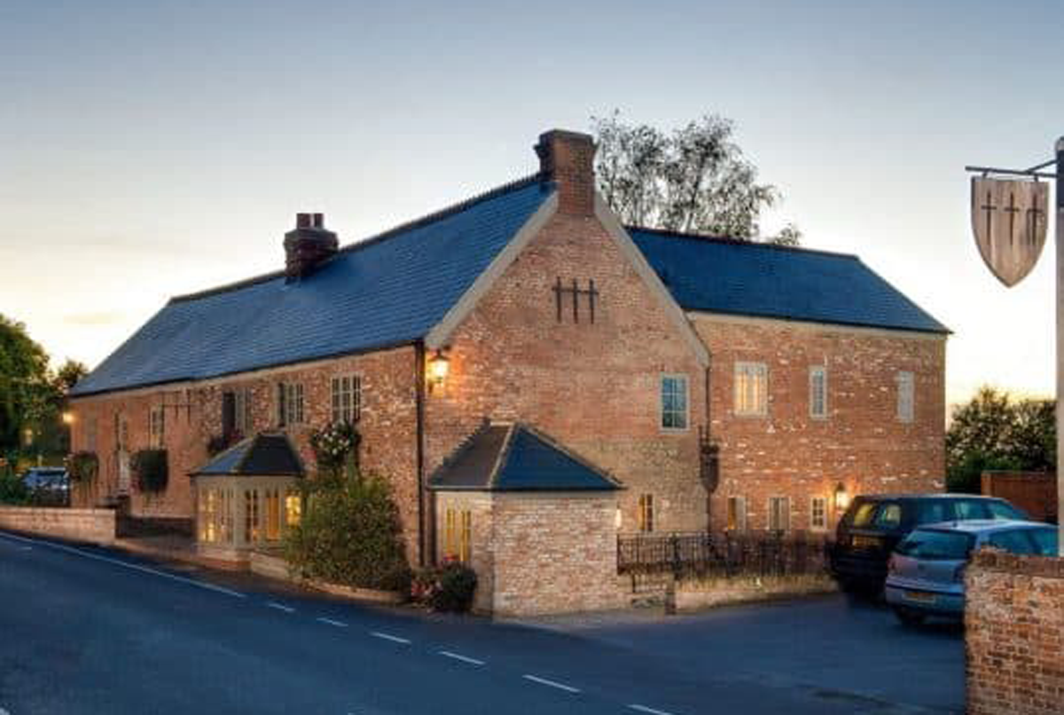 The outside of the Three Daggers pub