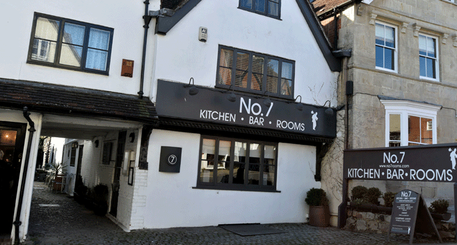 No.7 Bar and Rooms Marlborough 