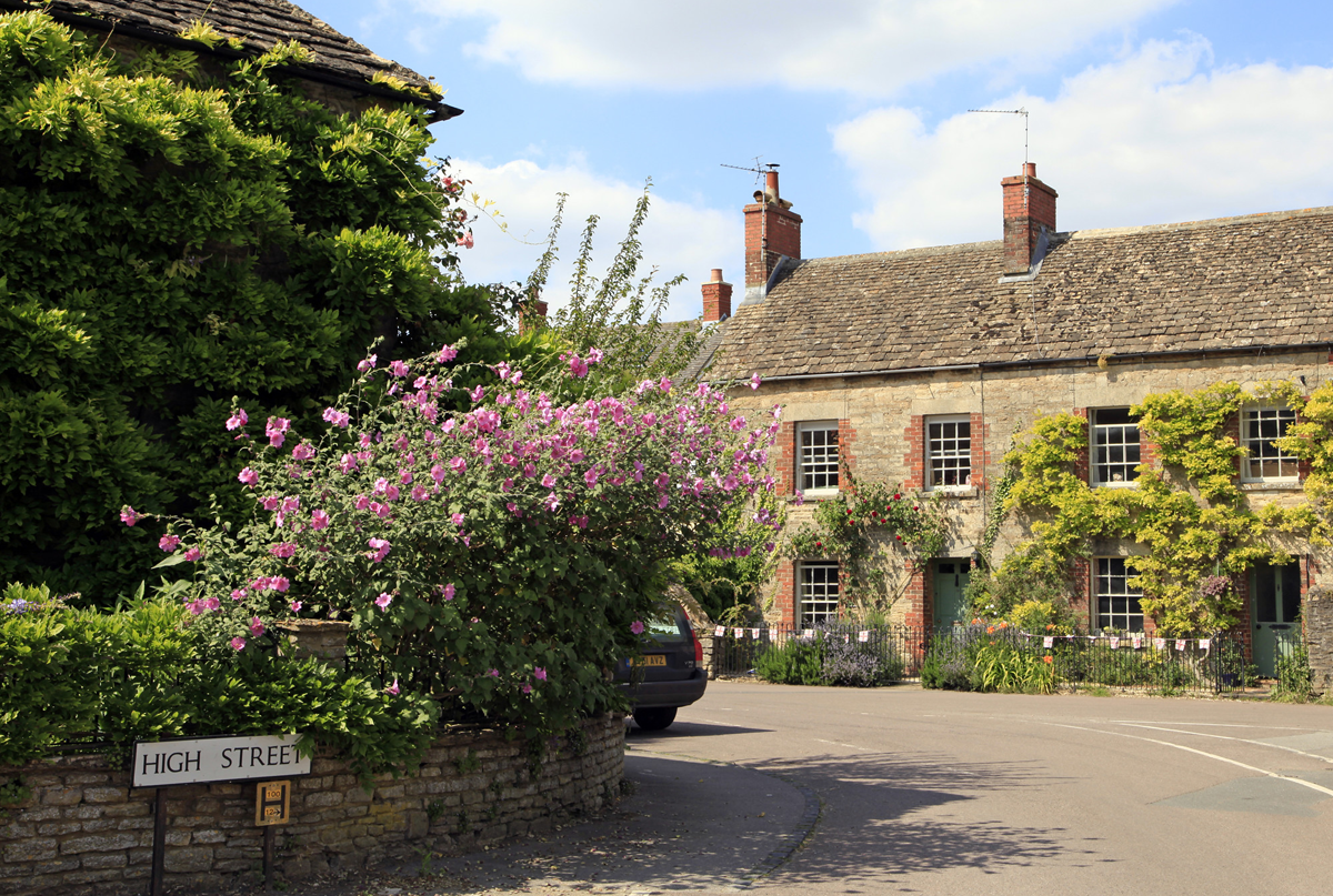 road passing cottges