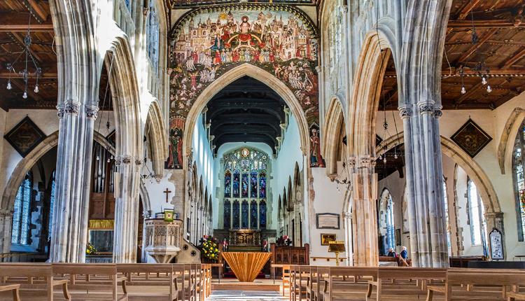 St Thomas's Church Salisbury interior
