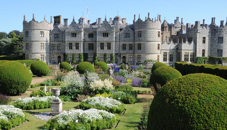 Longford Castle Garden Party