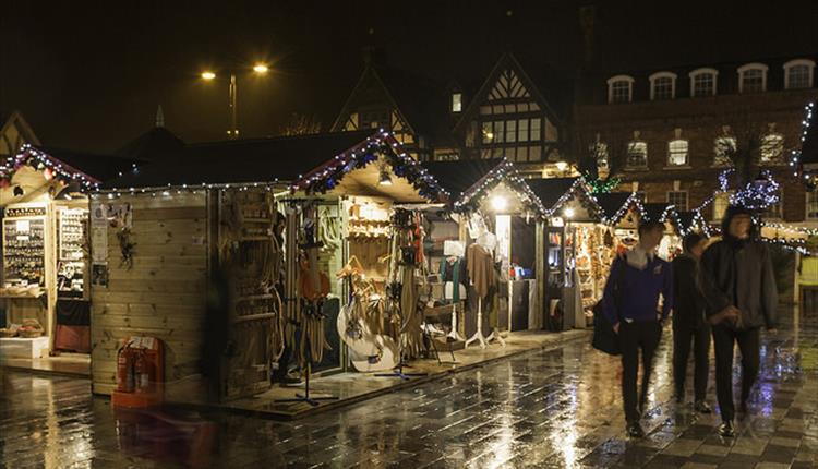 Christmas Light Switch On Visit Salisbury