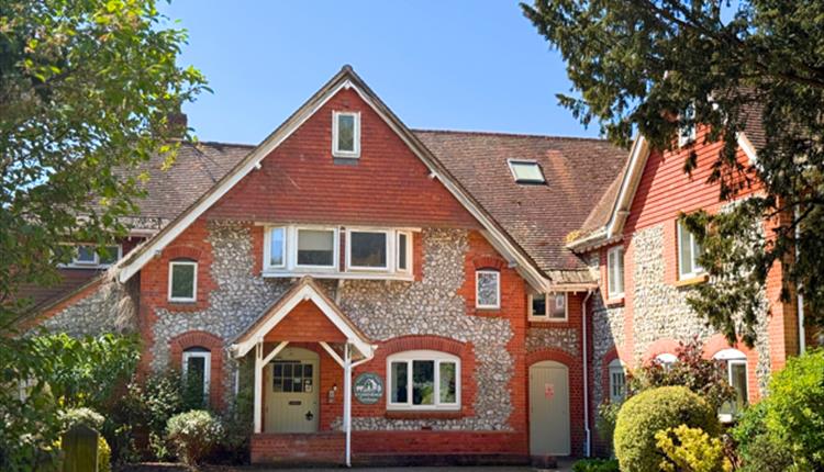 Stonehenge Farmhouse