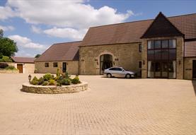 Self Catering Holiday Cottages In Wiltshire Visitwiltshire Co Uk